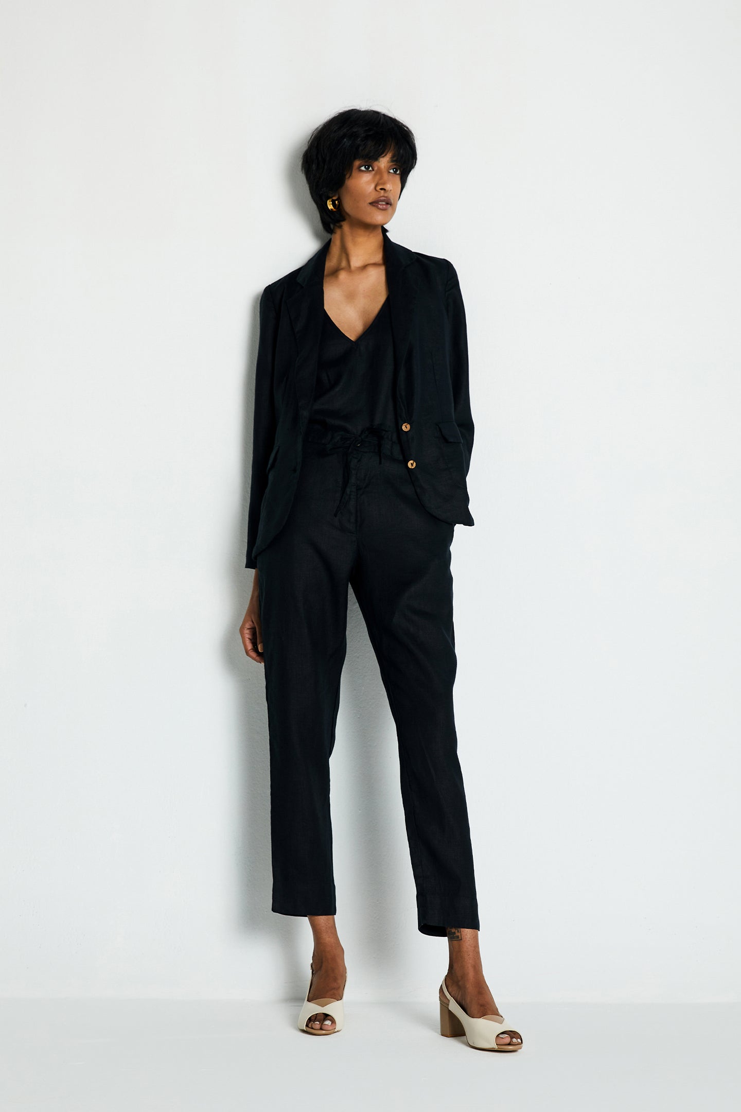 Hemp Three Piece Set in Black | Color: Black | Size: XL Refurbished - Resistor (Note: This is a generic term for an electronic component, refurbished available on Cerqular