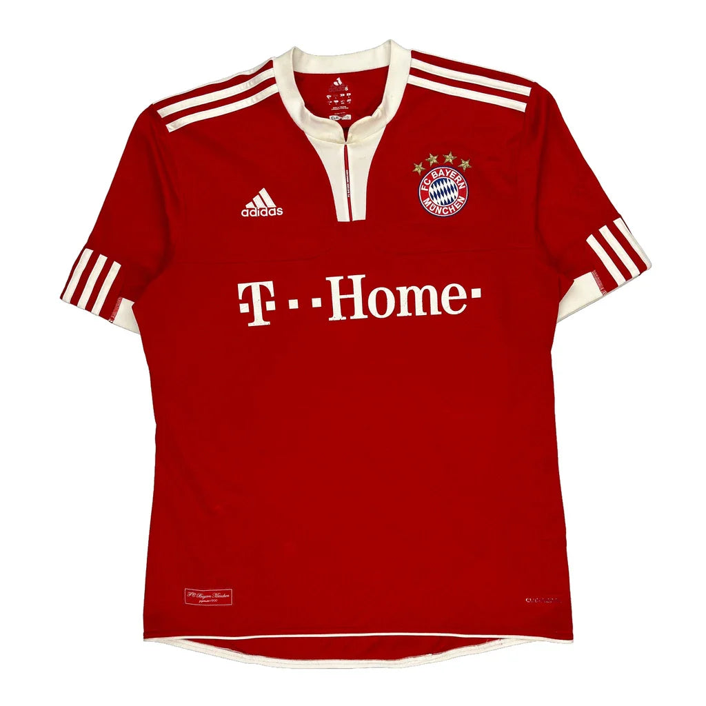 Buy Bayern München 2009/10 Home Adidas Football Football Shirt - Small Red Polyester Refurbished - $73.69 Bayern München 2009/10 Home Adidas Football Football Shirt - Small Red Polyester Refurbished - Thrifted (note: this is a term often used to describe second- refurbished available on Cerqular