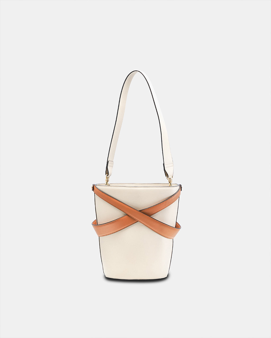 Cage Bucket Bag | Color: Black x Oat Refurbished - ONE (assuming it refers to the brand "ONE") refurbished available on Cerqular