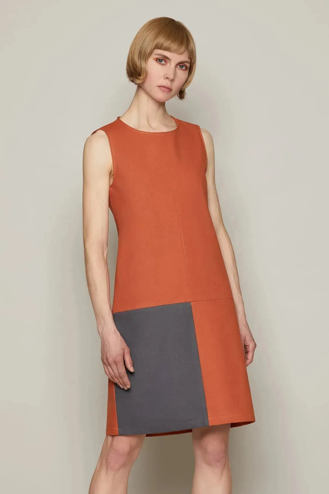 Buy Bella Dress (Brick) | size: XL Refurbished - $192.00 Bella Dress (Brick) | size: XL Refurbished - N/A refurbished available on Cerqular