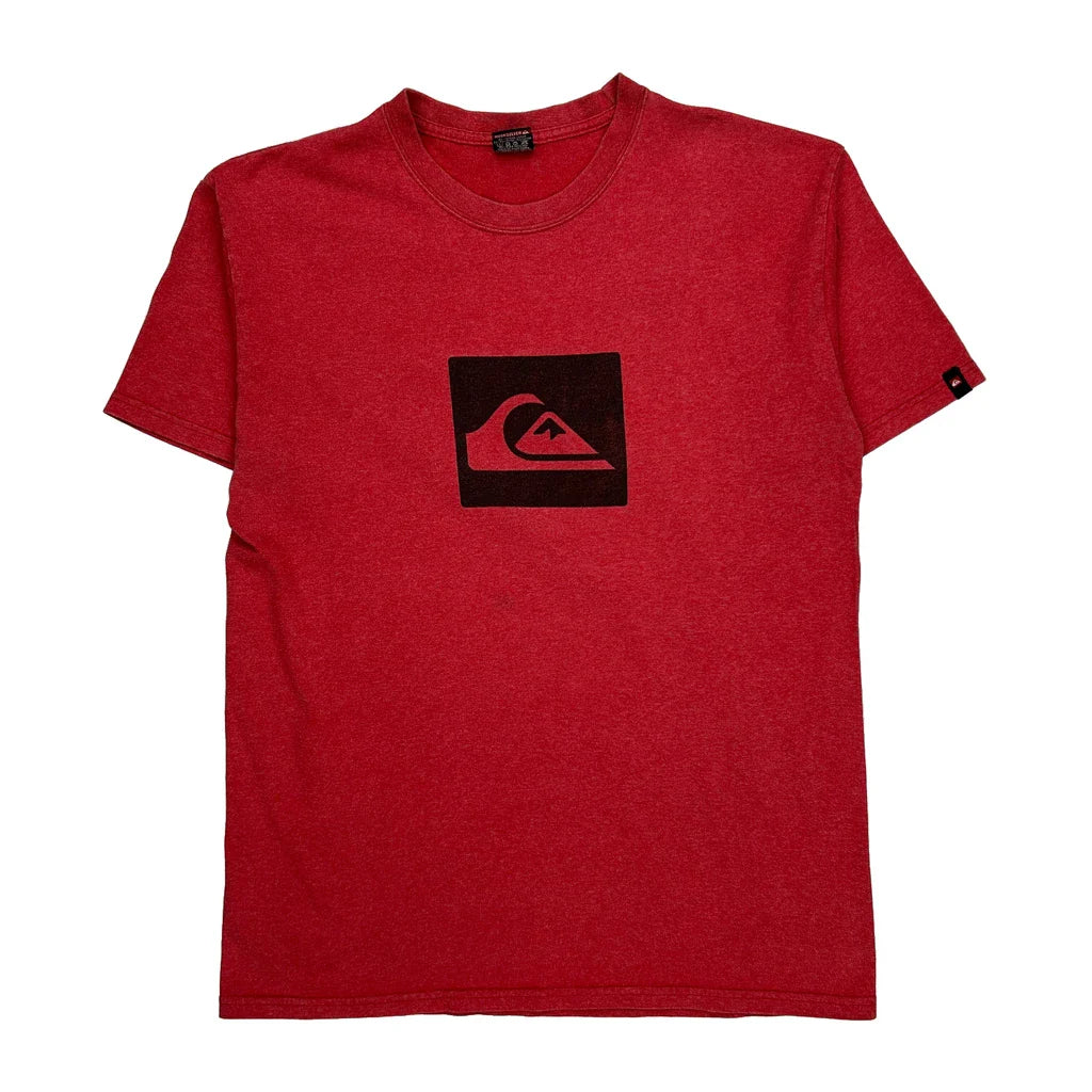 Buy Quiksilver Graphic T-Shirt - Large Red Cotton Blend Refurbished - $37.51 Quiksilver Graphic T-Shirt - Large Red Cotton Blend Refurbished - Thrifted (note: this is a term often used to describe second- refurbished available on Cerqular