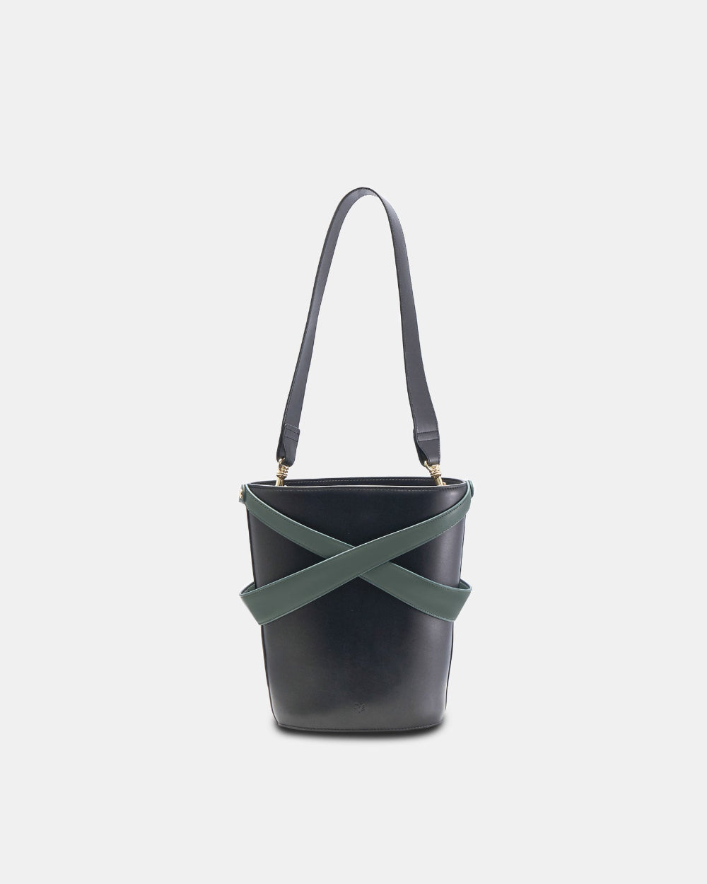 Cage Bucket Bag | Color: Black x Thyme Refurbished - ONE (assuming it refers to the brand "ONE") refurbished available on Cerqular