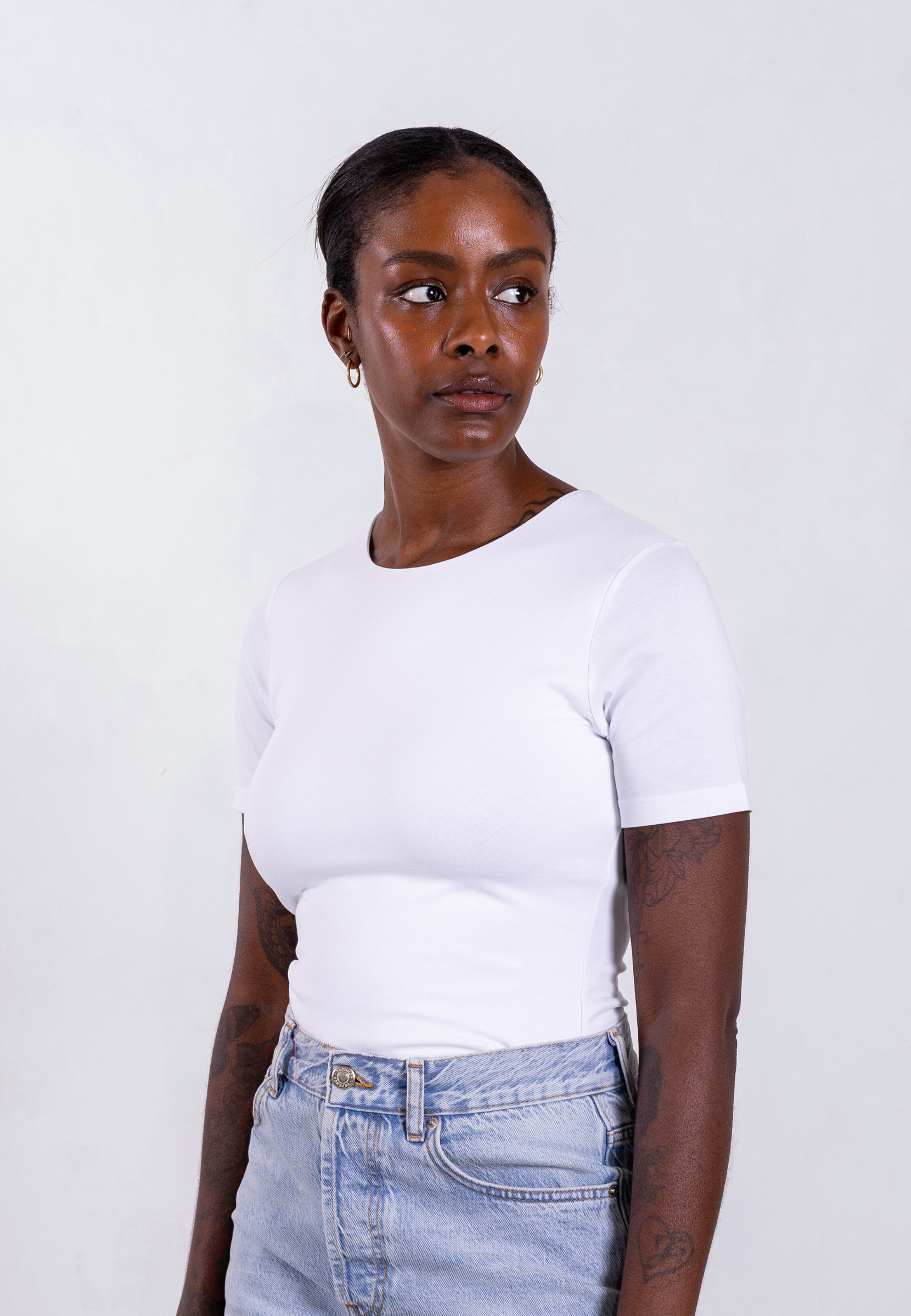 Buy Organic Cotton Crew T-Shirt, White | Size: S Refurbished - $41.99 Organic Cotton Crew T-Shirt, White | Size: S Refurbished - N/A (Note: It's possible that "Pantee" refurbished available on Cerqular