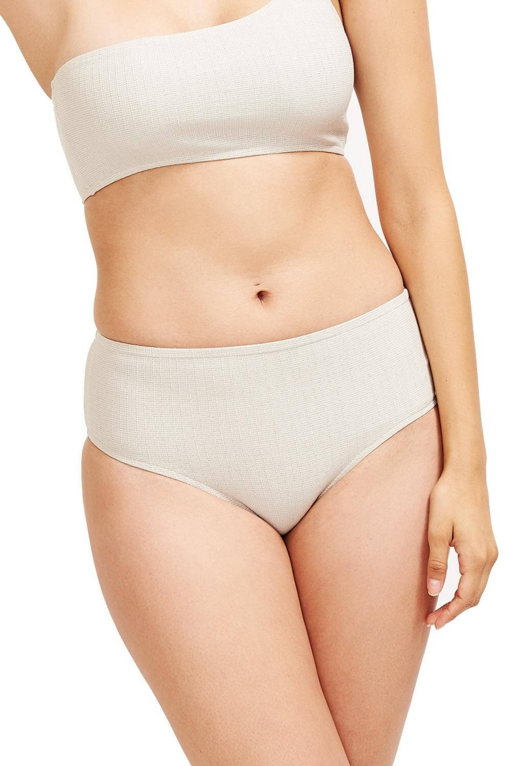 Buy Serena Mid-rise Bikini Bottom Platinum Texture Fabric | Size: Medium Refurbished - $90.00 Serena Mid-rise Bikini Bottom Platinum Texture Fabric | Size: Medium Refurbished - Sauipe Swim refurbished available on Cerqular