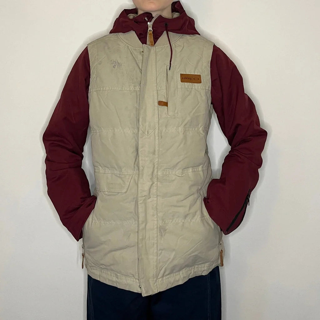 Thinsulate 15K Oakley Jacket - XS Cream Down And Feather Refurbished - Thrifted (note: this is a term often used to describe second- refurbished available on Cerqular