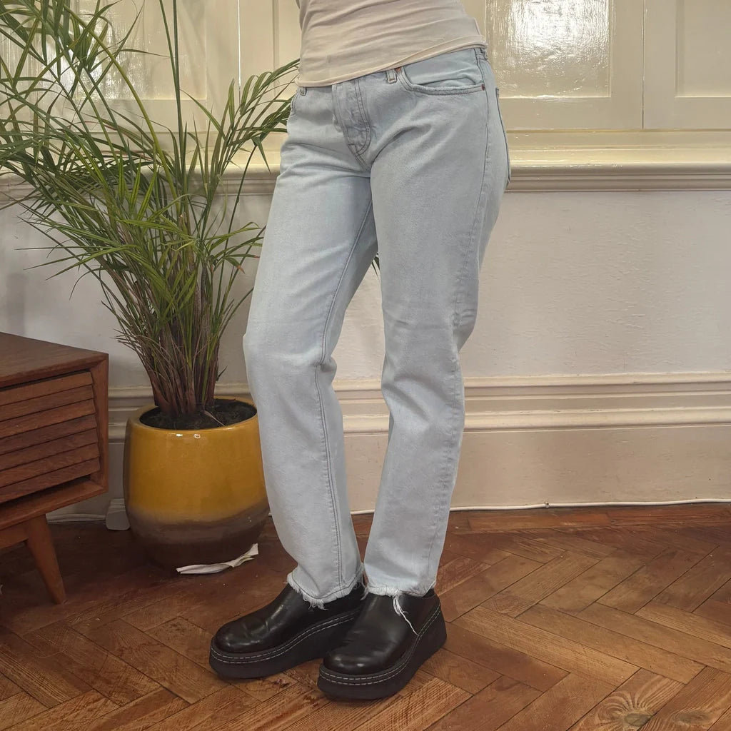 501 Levis Jeans - 32W UK 12 Light Wash Cotton Refurbished - Thrifted (note: this is a term often used to describe second- refurbished available on Cerqular