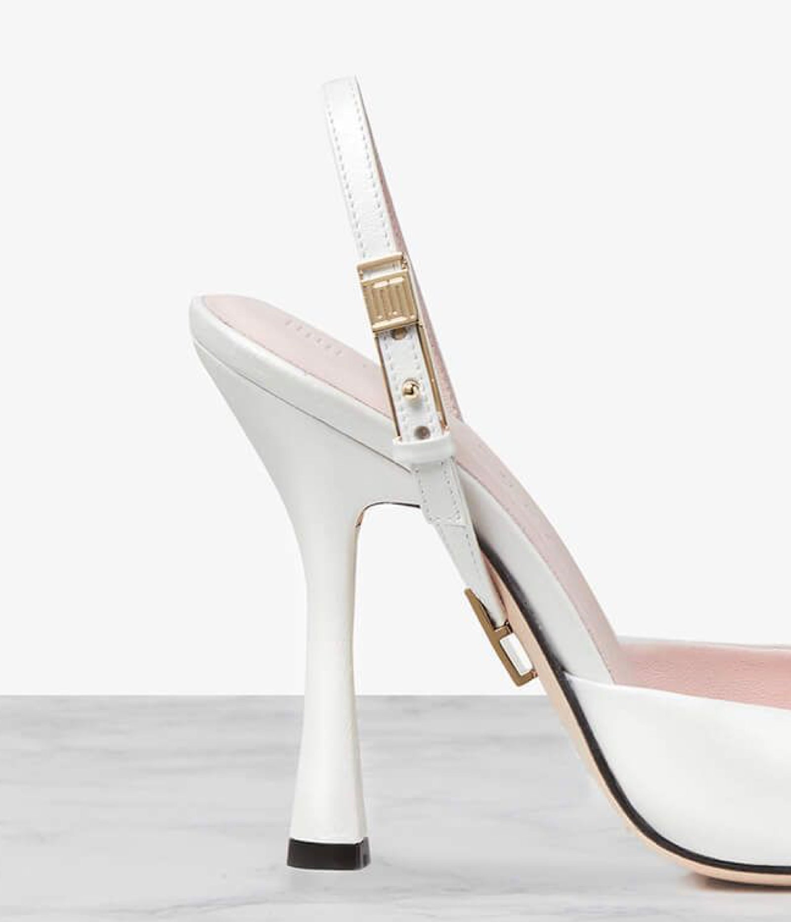 SASSO OYSTER WHITE SLING STRAP | UK Size: 9 Refurbished - Each & Every refurbished available on Cerqular
