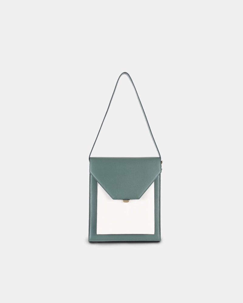 Buy Cedar Bag – THYME & OAT | Color: Black x Oat Refurbished - $93.50 Cedar Bag – THYME & OAT | Color: Black x Oat Refurbished - ONE (assuming it refers to the brand "ONE") refurbished available on Cerqular