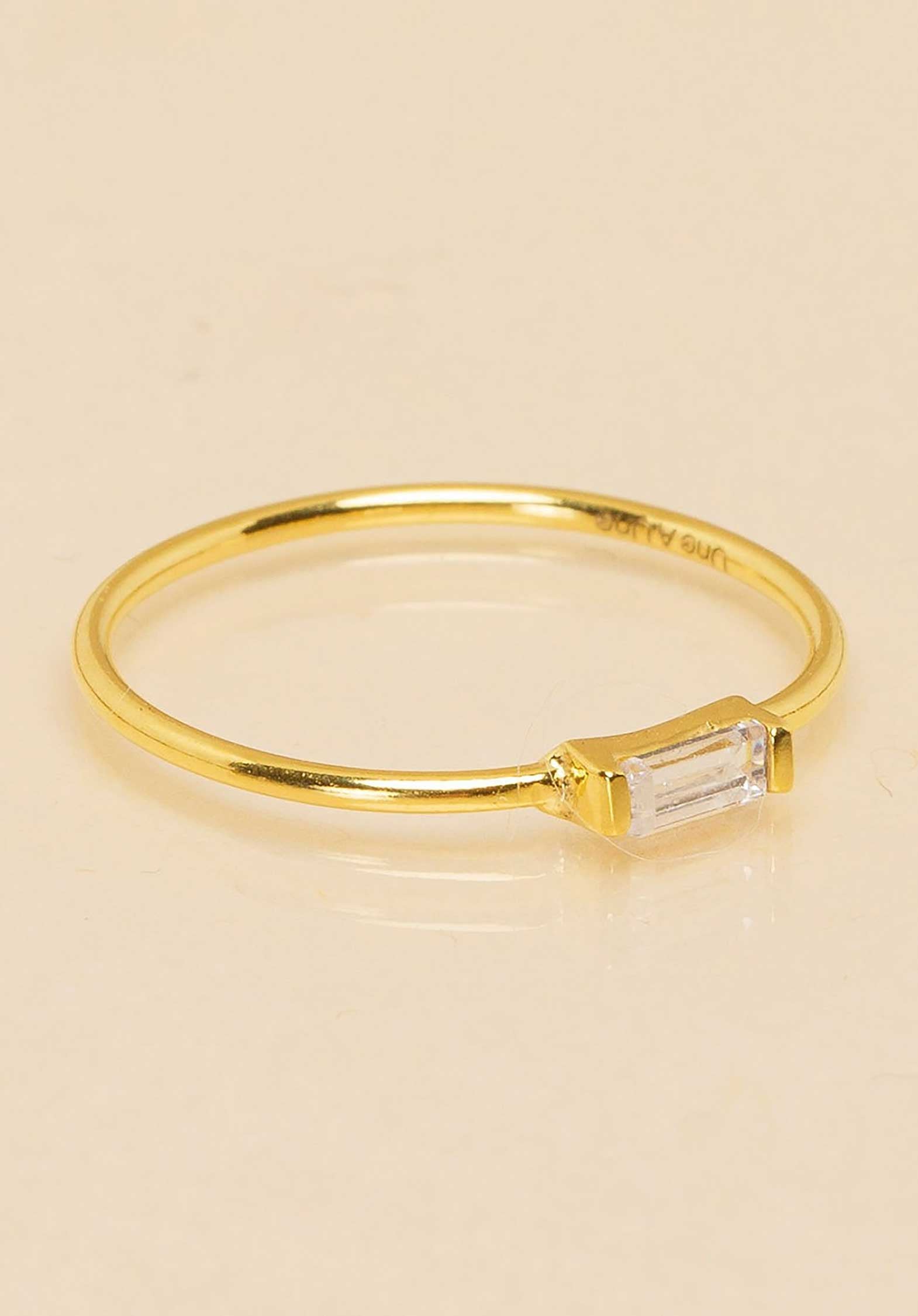 Buy Ring 1bcw Crystal-Blanc | Color: CRYSTAL BLANC | Size: 54 Refurbished - $38.28 Ring 1bcw Crystal-Blanc | Color: CRYSTAL BLANC | Size: 54 Refurbished - Rue Madame is a known brand, and the standardized name is " refurbished available on Cerqular