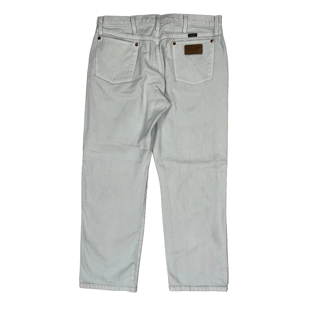 Wrangler Jeans - 34W 29L White Cotton Refurbished - Thrifted (note: this is a term often used to describe second- refurbished available on Cerqular