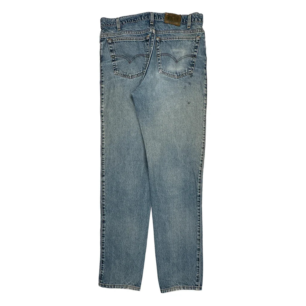 Levis Relaxed Fit Jeans - 36W 30L Light Wash Denim Refurbished - Thrifted (note: this is a term often used to describe second- refurbished available on Cerqular