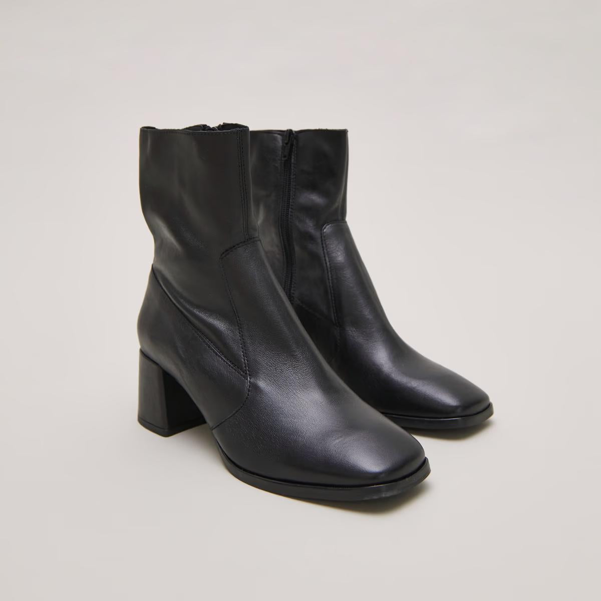 225- Argentat Cuir Noir | Color: NOIR | Size: 37 Refurbished - Rue Madame is a known brand, and the standardized name is " refurbished available on Cerqular