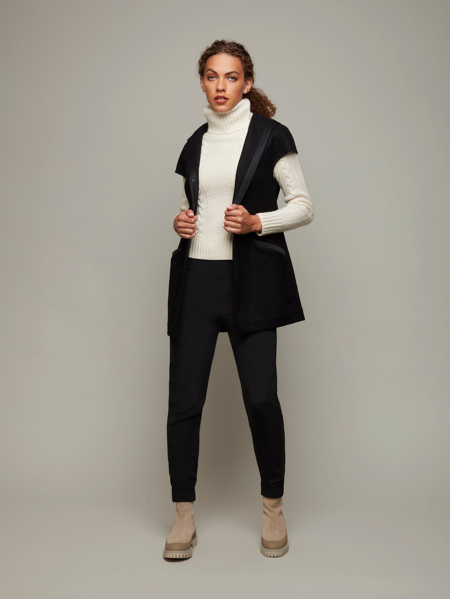 SHELL | Melton Wool Hooded Gilet | Size: BLACK / XXS Refurbished - N/A refurbished available on Cerqular