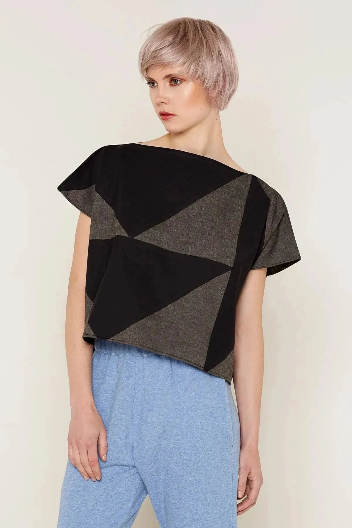 Buy Mercury Top (Grey and Black) | size: one size Refurbished - $102.00 Mercury Top (Grey and Black) | size: one size Refurbished - N/A refurbished available on Cerqular