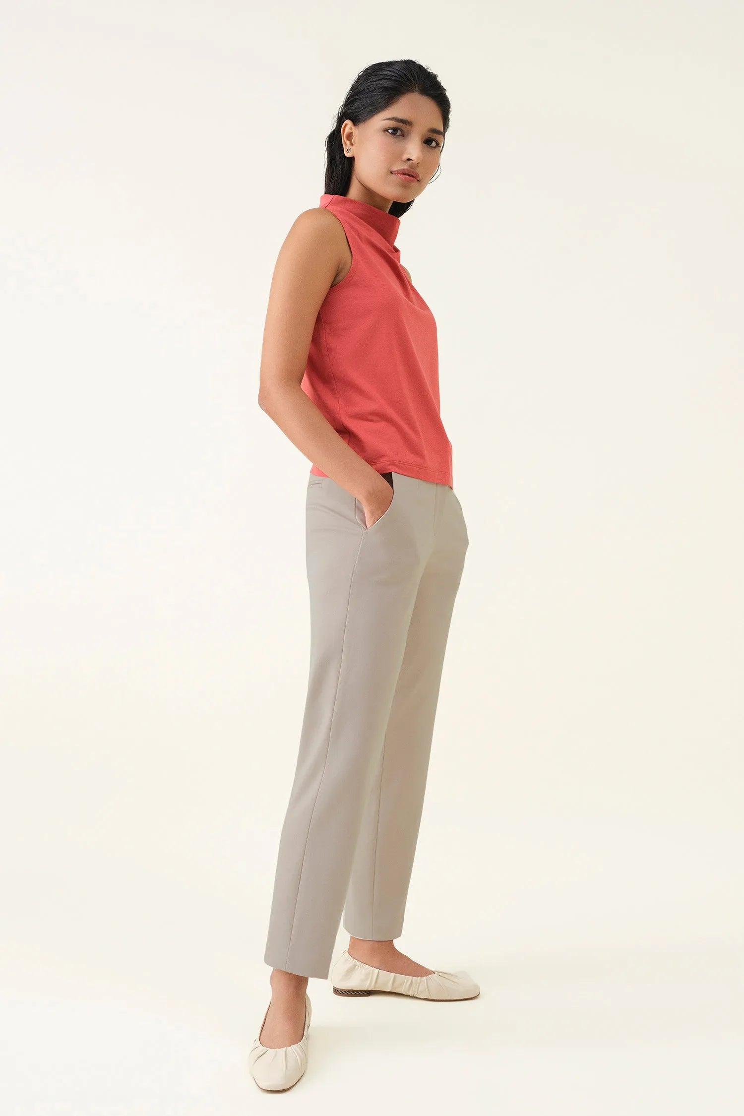 High-waist Barrel Trouser - Stone | Size: XS Refurbished - N/A refurbished available on Cerqular