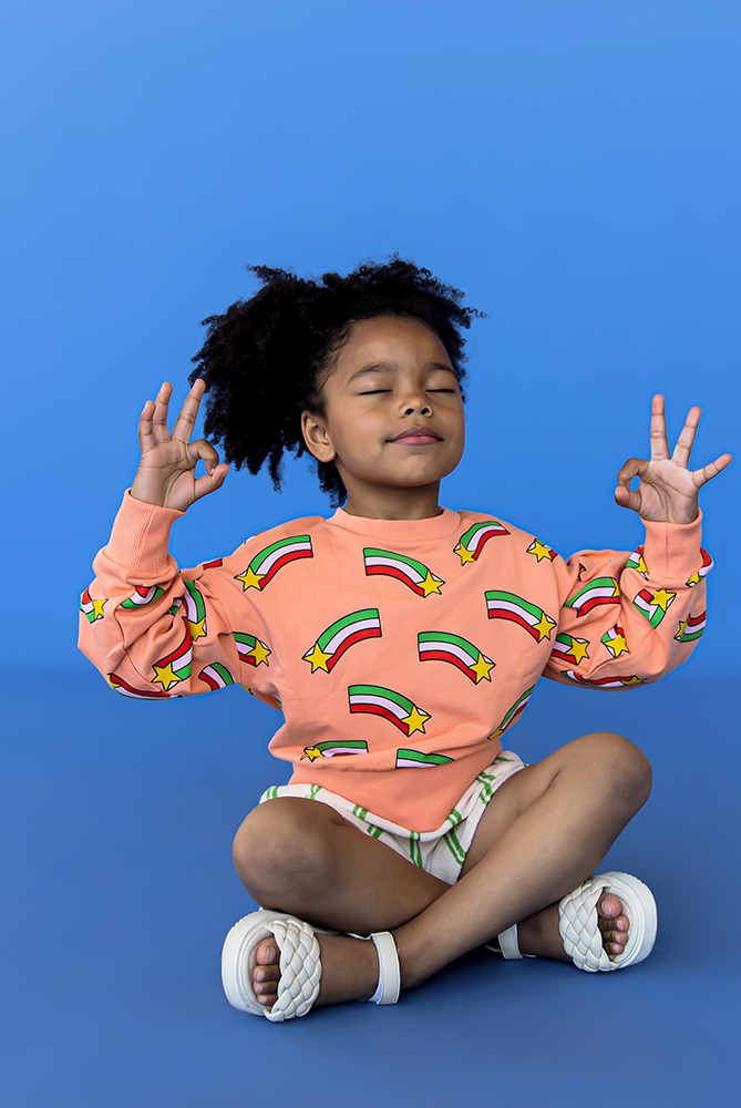 Organic cotton girl's sweater - Star | Size: 1-2 years Refurbished - N/A (Note: This brand may not be well-known globally refurbished available on Cerqular