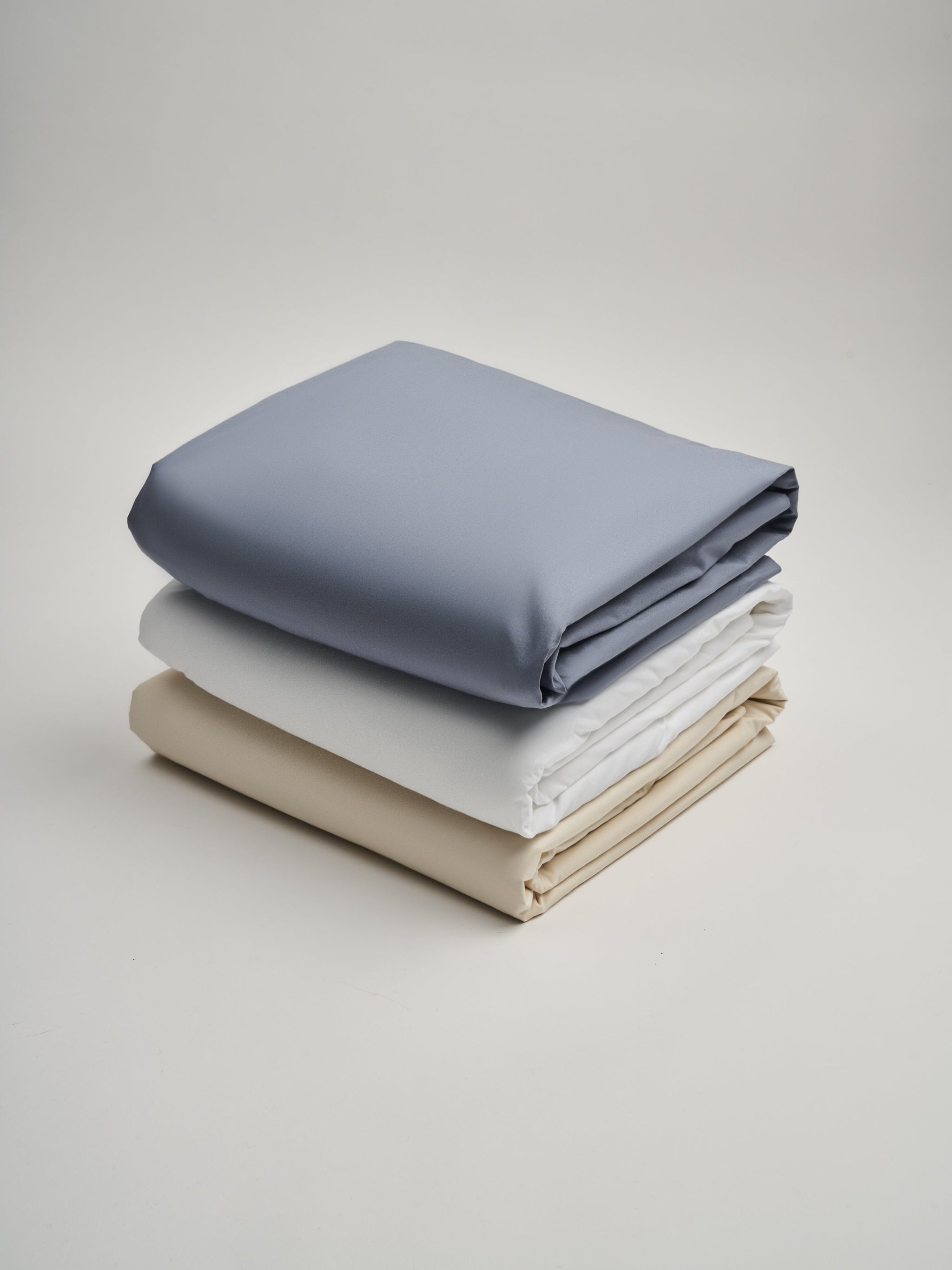 Buy Cool + Crisp Fairtrade and Organic Cotton Duvet Cover Refurbished - $201.40 Cool + Crisp Fairtrade and Organic Cotton Duvet Cover Refurbished - Takara (note: this is a Japanese brand, but it's possible refurbished available on Cerqular