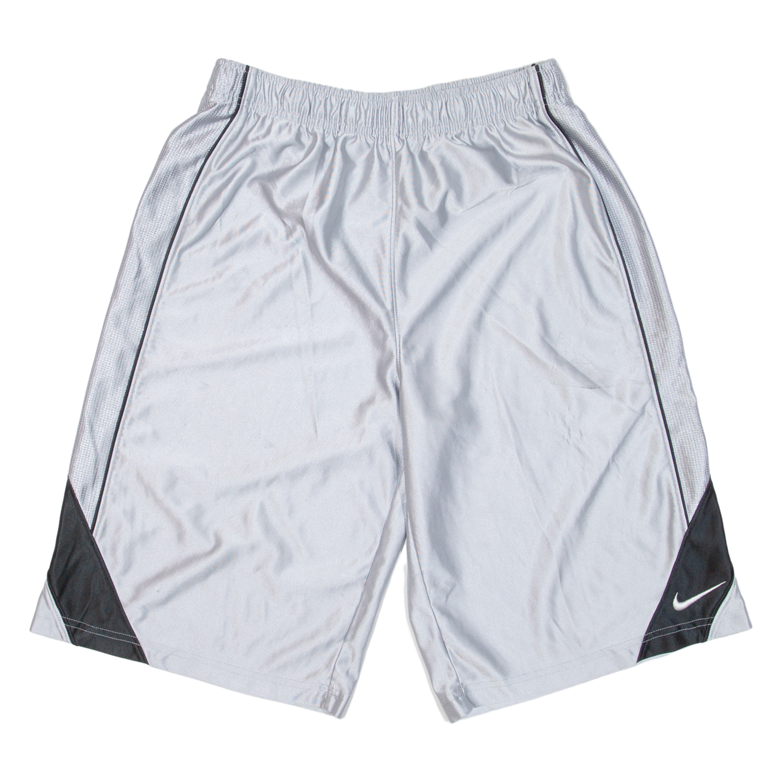 NIKE Mens Sports Shorts Silver Relaxed XL W27 Refurbished - N/A refurbished available on Cerqular
