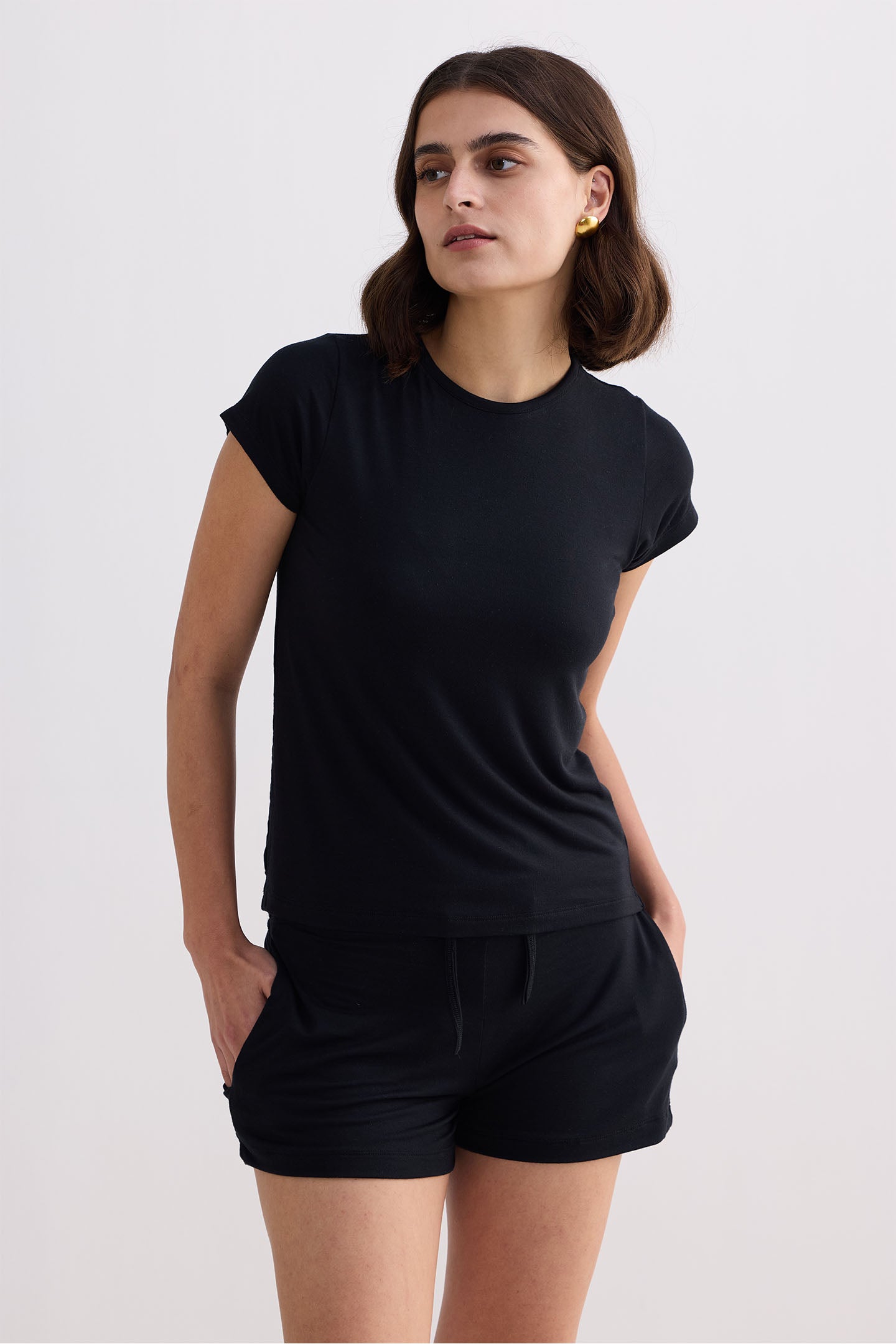 Essential Knit Shorts in Black | Color: Black | Size: S Refurbished - Resistor (Note: This is a generic term for an electronic component, refurbished available on Cerqular