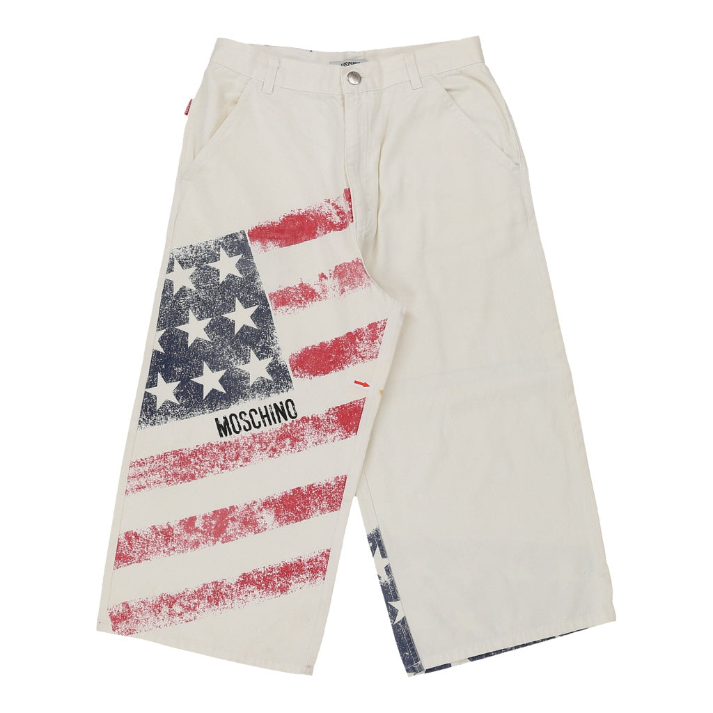 Buy Age 12-13 Moschino Shorts - 27W 18L White Cotton | Size: 27"" waist Refurbished - $68.03 Age 12-13 Moschino Shorts - 27W 18L White Cotton | Size: 27"" waist Refurbished - N/A (Preloved Designer is not a specific brand, it refurbished available on Cerqular