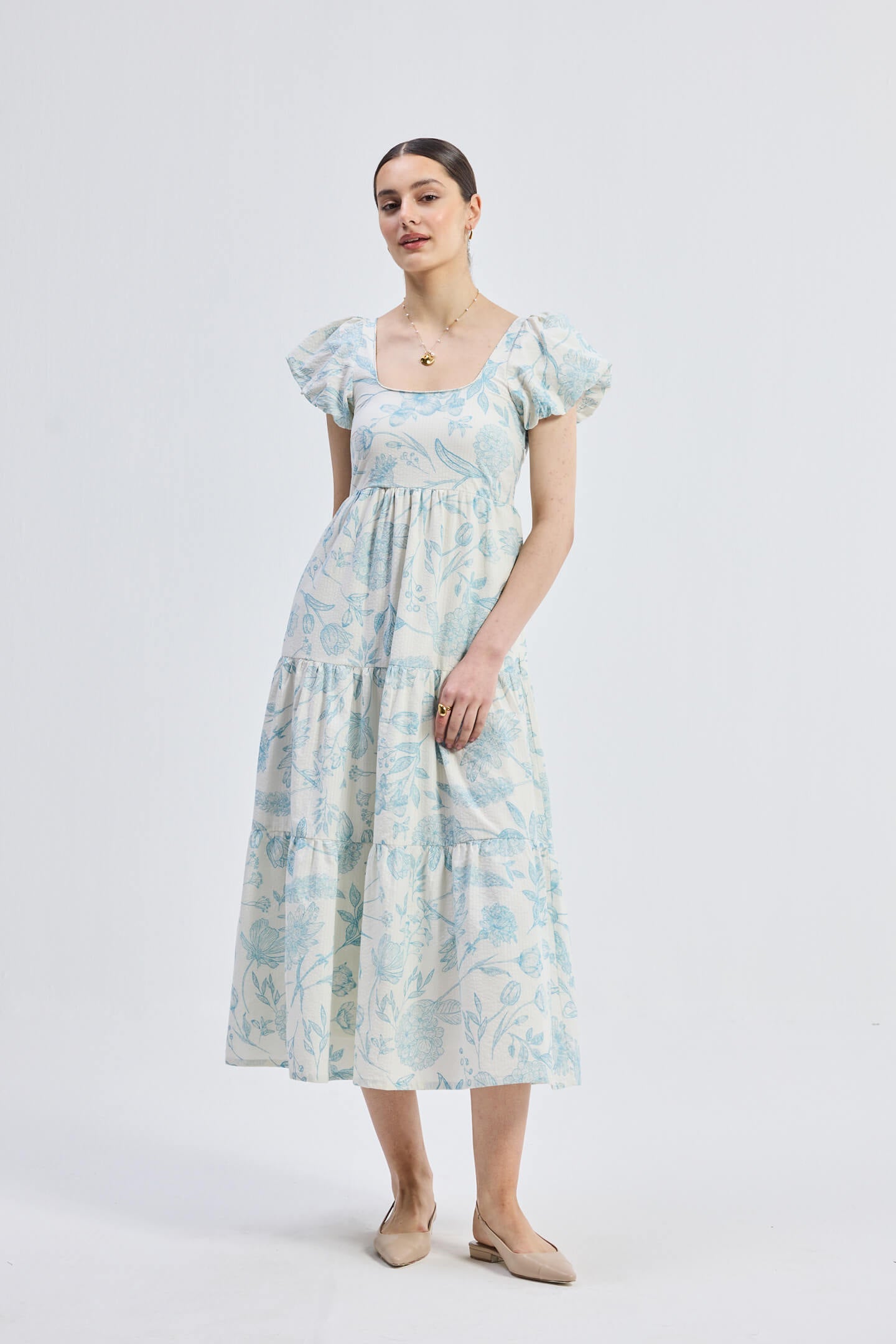 Puff Sleeve Tiered Maxi Dress in Blue Florals | Color: Floral Melody | Size: XS Refurbished - Resistor (Note: This is a generic term for an electronic component, refurbished available on Cerqular