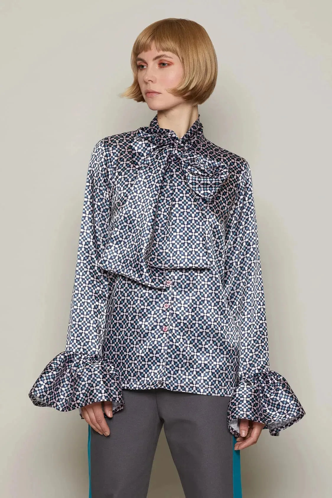 Heidi Blouse (Pink & Blue) | size: XL Refurbished - N/A refurbished available on Cerqular