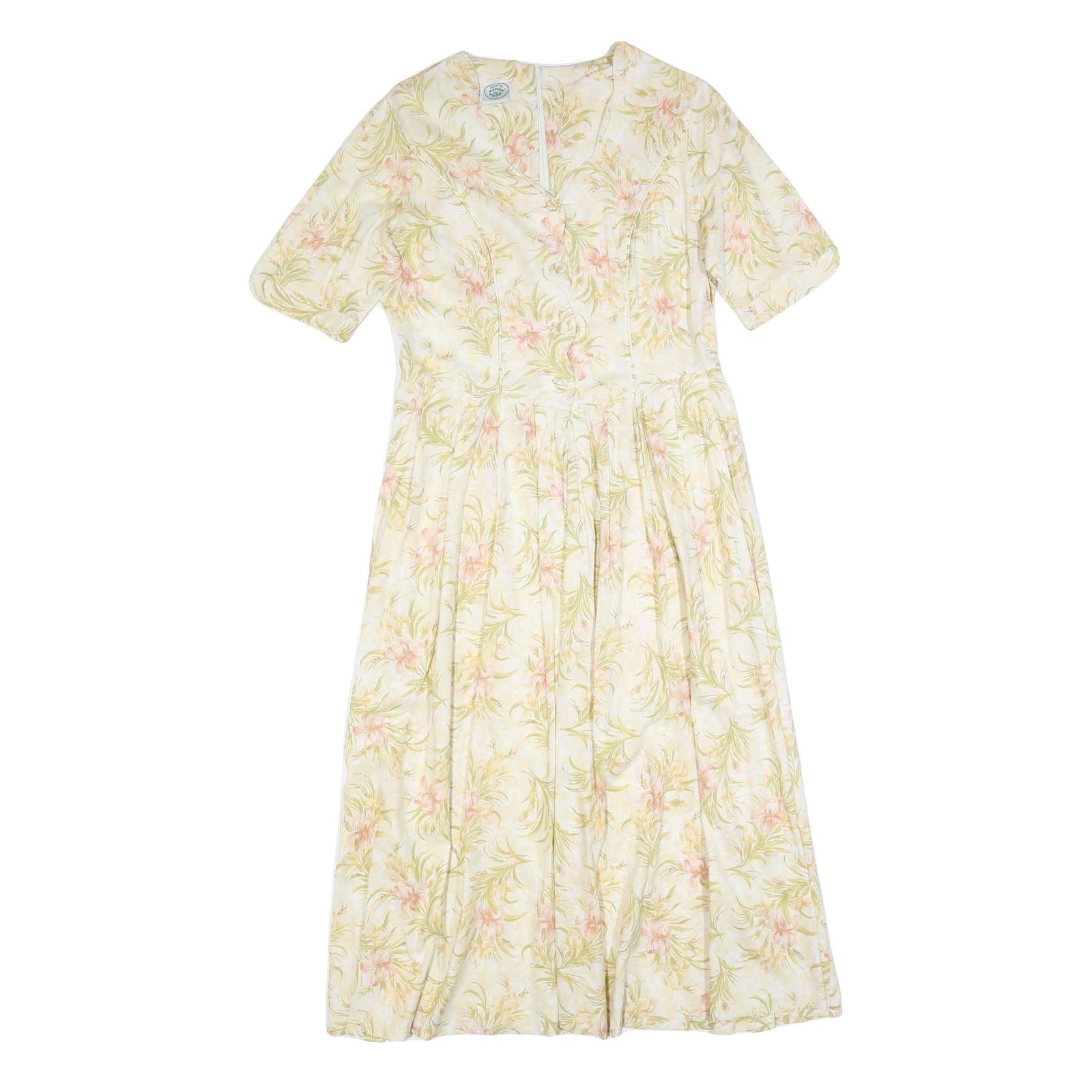Buy LAURA ASHLEY Womens Cream & Pink Floral Fit & Flare Cotton Blend Midi Dress UK Refurbished - $84.49 LAURA ASHLEY Womens Cream & Pink Floral Fit & Flare Cotton Blend Midi Dress UK Refurbished - N/A refurbished available on Cerqular