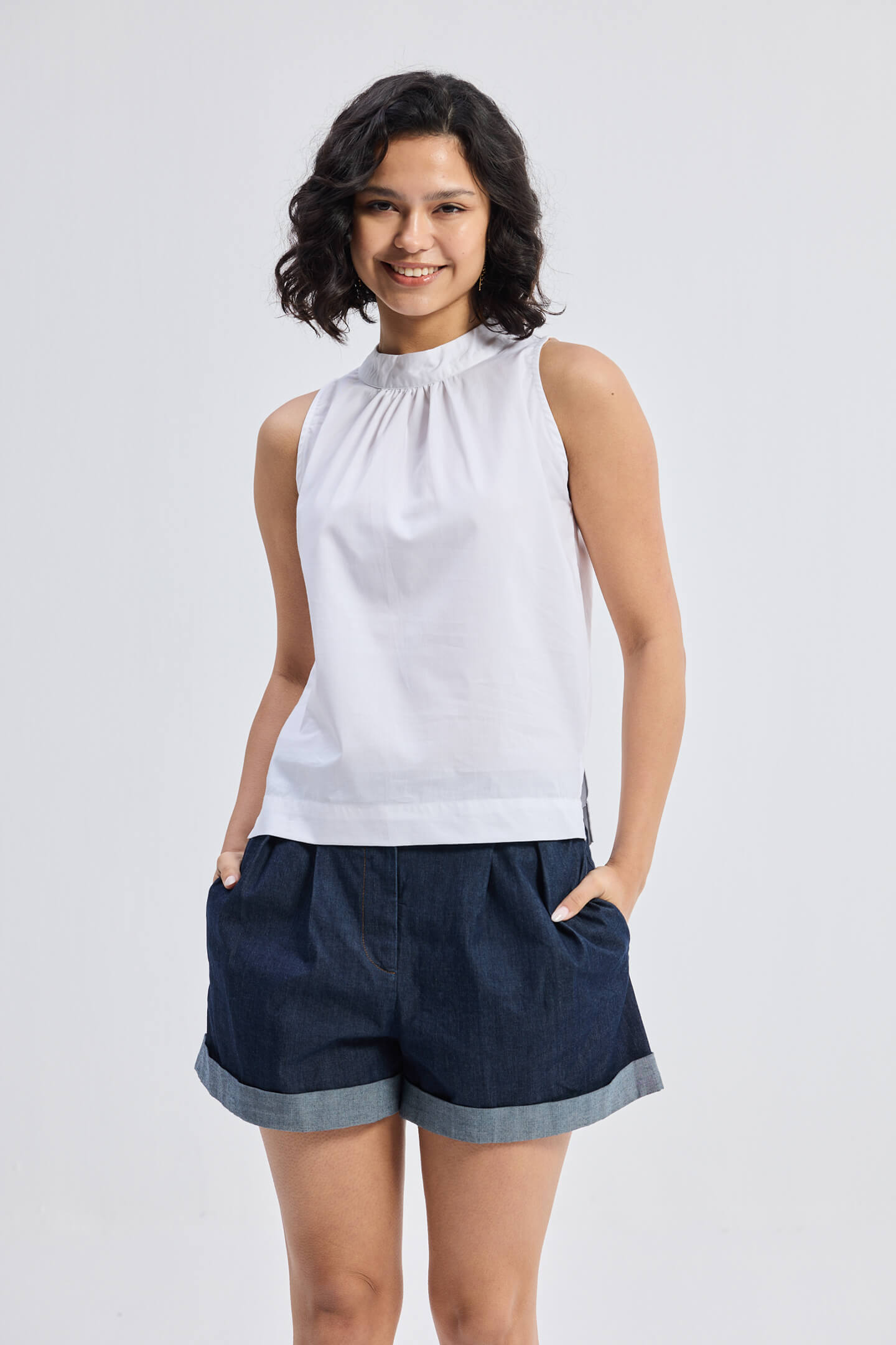 High-Neck Top with Gathers in White | Color: White | Size: L Refurbished - Resistor (Note: This is a generic term for an electronic component, refurbished available on Cerqular