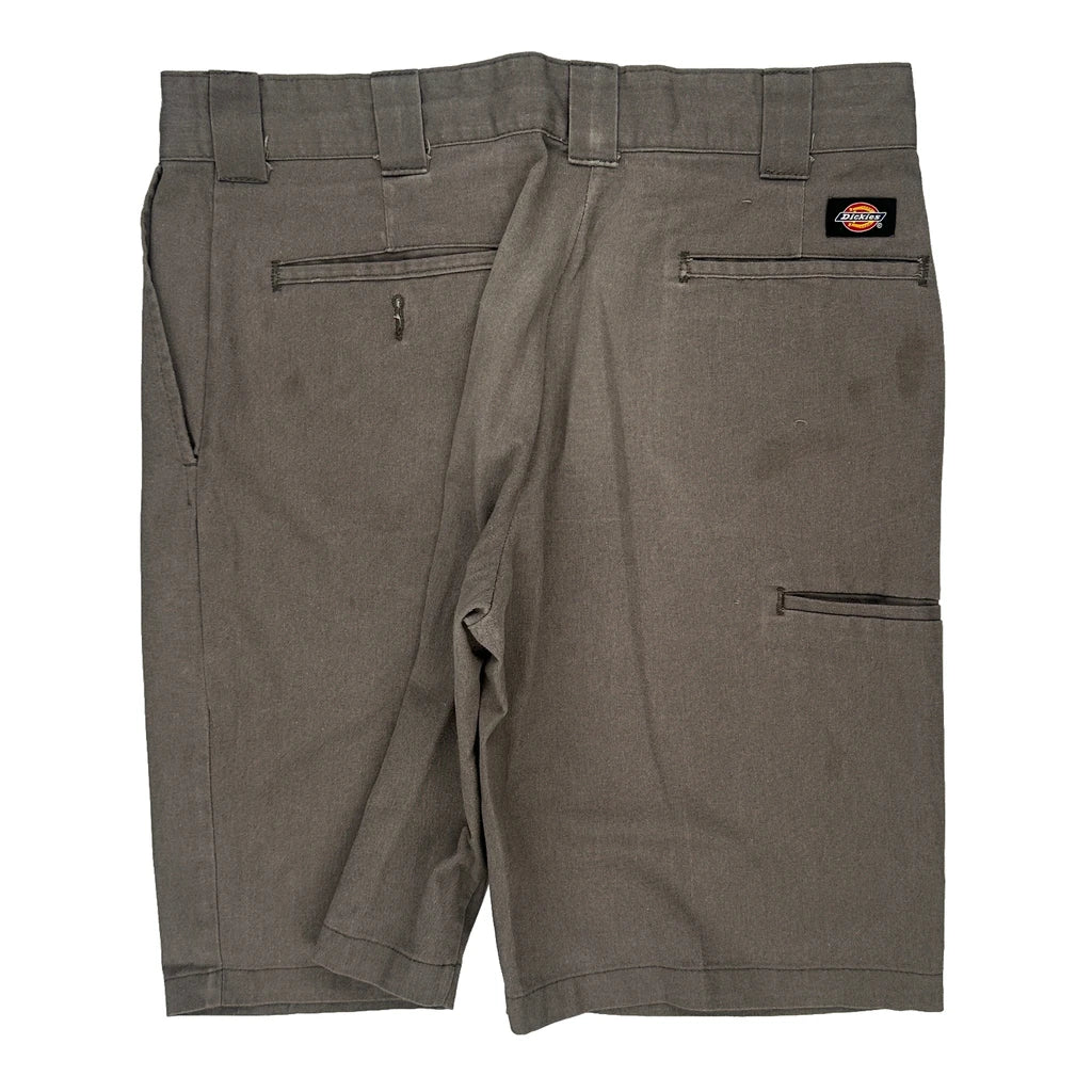 Dickies Shorts - 32W 11L Grey Cotton Blend Refurbished - Thrifted (note: this is a term often used to describe second- refurbished available on Cerqular