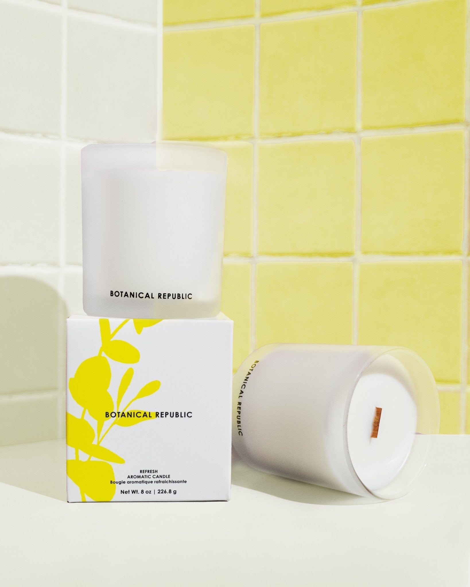 REFRESH AROMATIC CANDLE | Size: Net Wt. 8 oz | 226.8 g Refurbished - Botanical Republic refurbished available on Cerqular