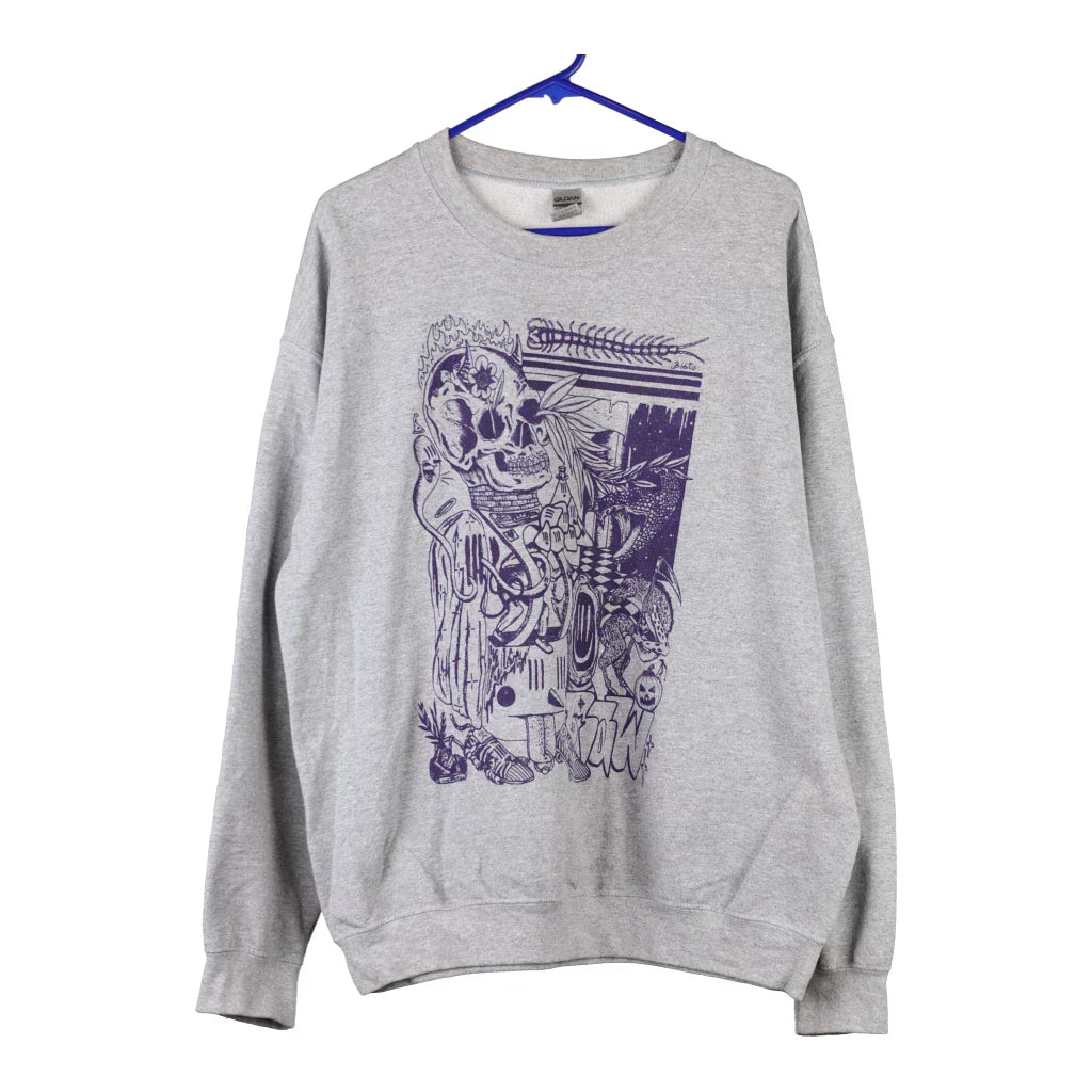 Gildan Graphic Sweatshirt - Large Grey Cotton Blend Refurbished - Thrifted (note: this is a term often used to describe second- refurbished available on Cerqular
