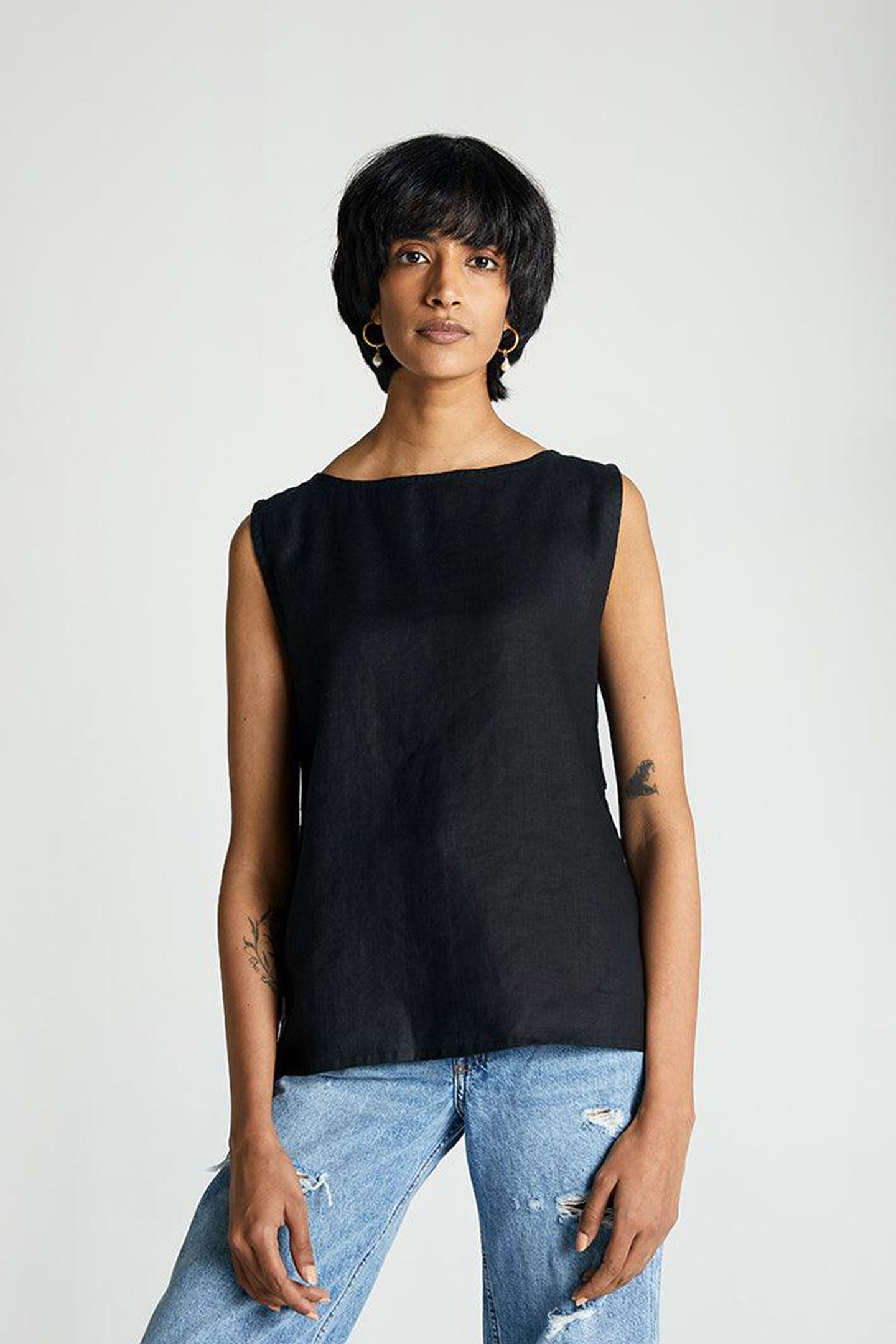 The Black in Business Top | Color: Black | Size: 3XL Refurbished - Resistor (Note: This is a generic term for an electronic component, refurbished available on Cerqular