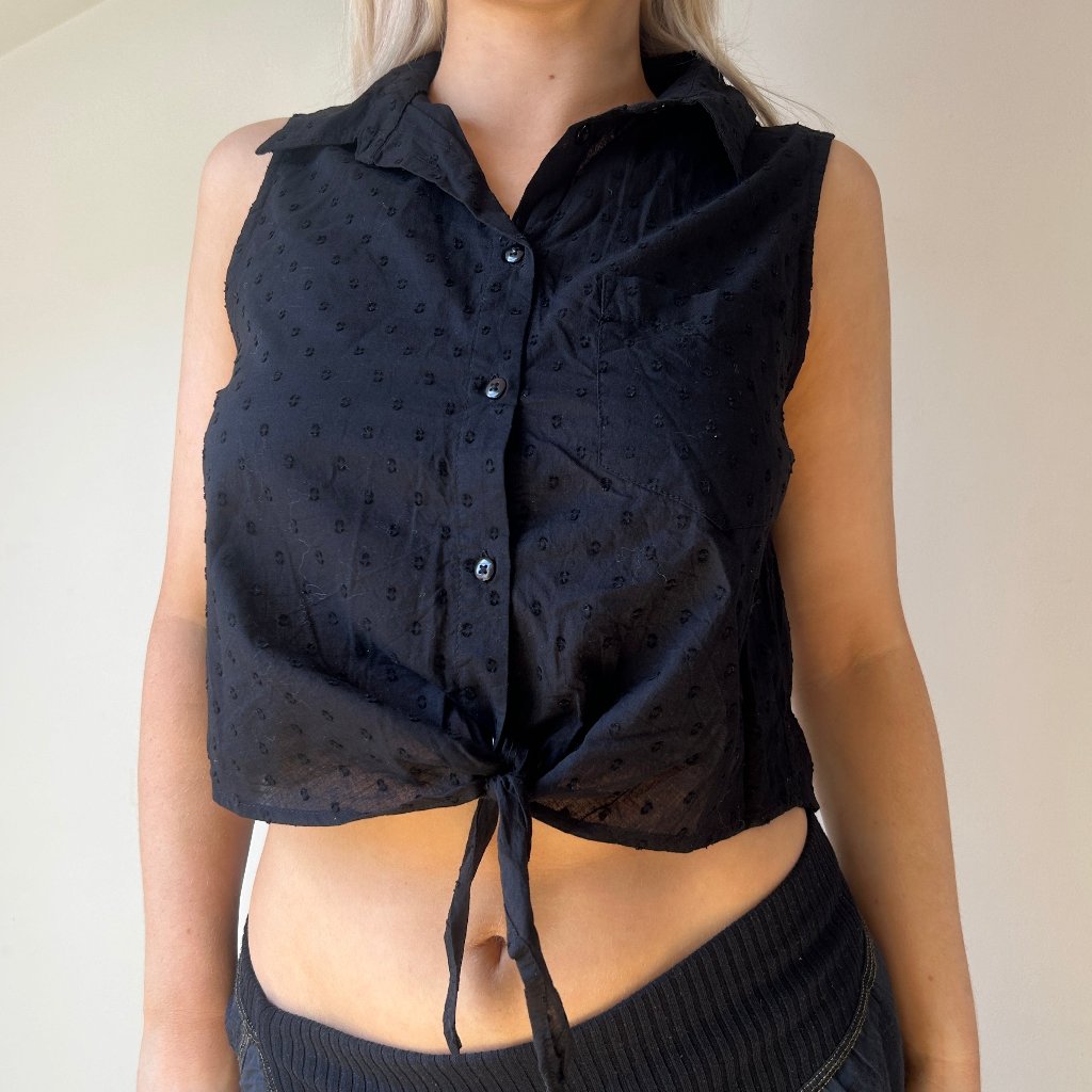 Ovs Blouse - Medium Black Cotton Refurbished - Thrifted (note: this is a term often used to describe second- refurbished available on Cerqular