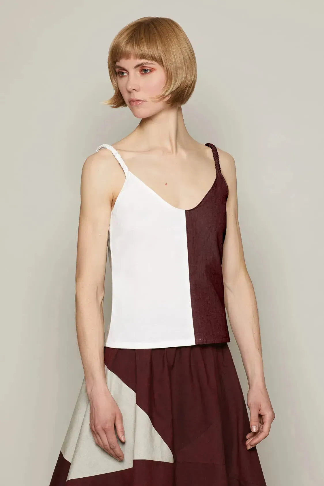 Dolly Vest (Burgundy) | size: L Refurbished - N/A refurbished available on Cerqular
