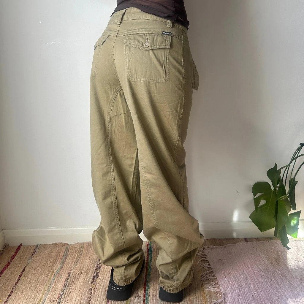 Buy Playlife Trousers - 30W UK 10 Beige Cotton Refurbished - $15.26 Playlife Trousers - 30W UK 10 Beige Cotton Refurbished - Thrifted (note: this is a term often used to describe second- refurbished available on Cerqular