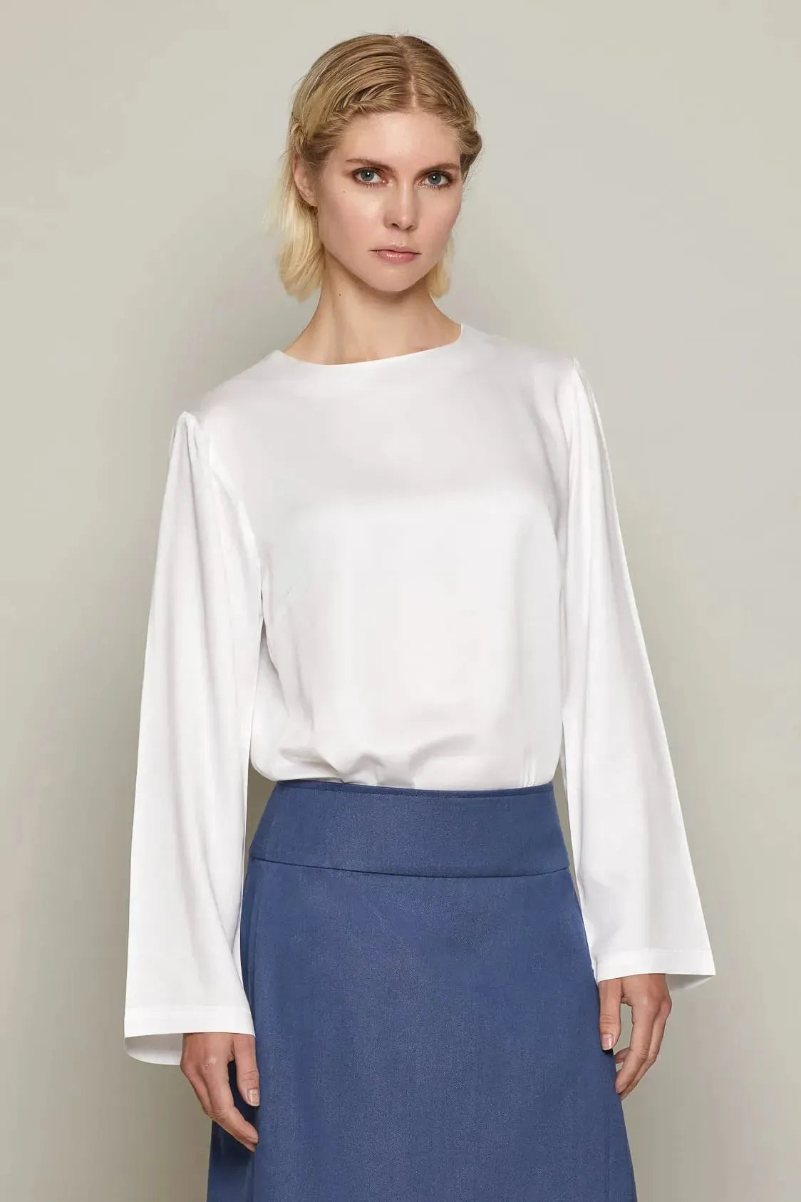 Buy Pamela Top (White) | size: M Refurbished - $156.00 Pamela Top (White) | size: M Refurbished - N/A refurbished available on Cerqular