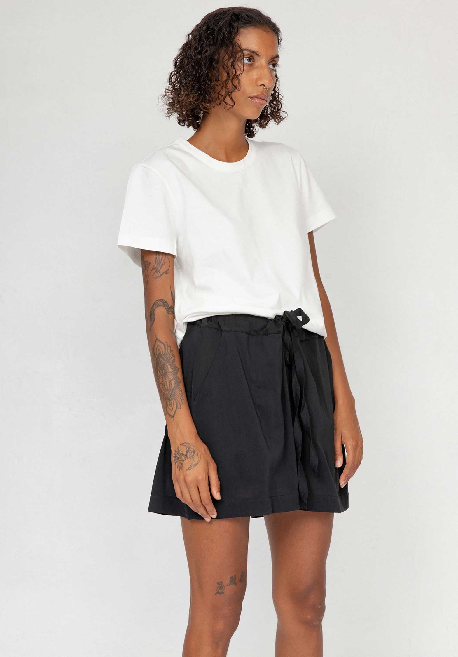 Buy Shorts Audrey Black | Color: BLACK | Size: S Refurbished - $137.94 Shorts Audrey Black | Color: BLACK | Size: S Refurbished - N/A (I could not find a well-known brand with this name refurbished available on Cerqular