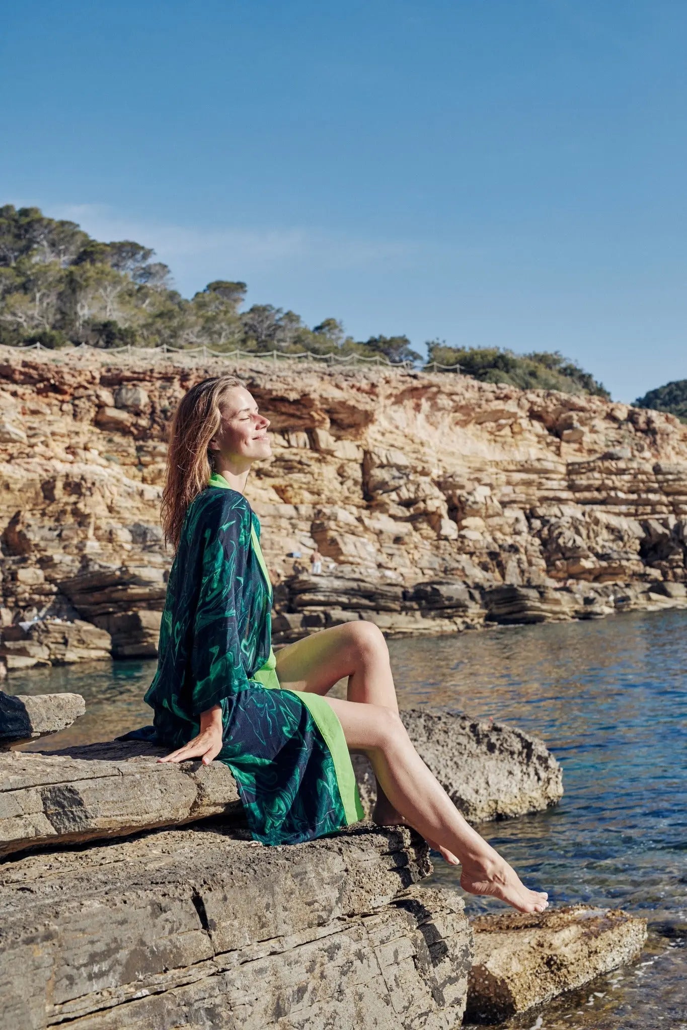 Love Hero Printed Kimono in Green Swirl | Size: OS Refurbished - N/A (Note: There is no well-known brand by this name refurbished available on Cerqular