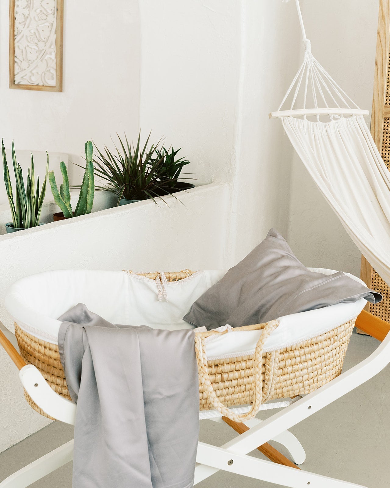 Buy Baby Bamboo Fitted Cot Sheet | Color: New York Nightfall | Personalisation: With Hand Embroidery | Size: 70 cm × 160 cm Refurbished - $58.50 Baby Bamboo Fitted Cot Sheet | Color: New York Nightfall | Personalisation: With Hand Embroidery | Size: 70 cm × 160 cm Refurbished - Naked Lab (Note: I couldn't find a well-known brand refurbished available on Cerqular