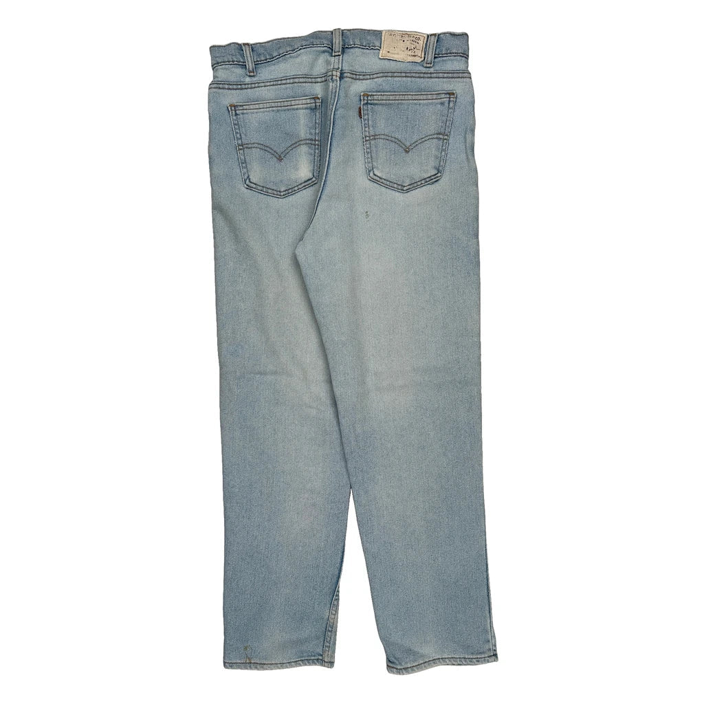 Levis Jeans - 33W 29L Light Wash Denim Refurbished - Thrifted (note: this is a term often used to describe second- refurbished available on Cerqular