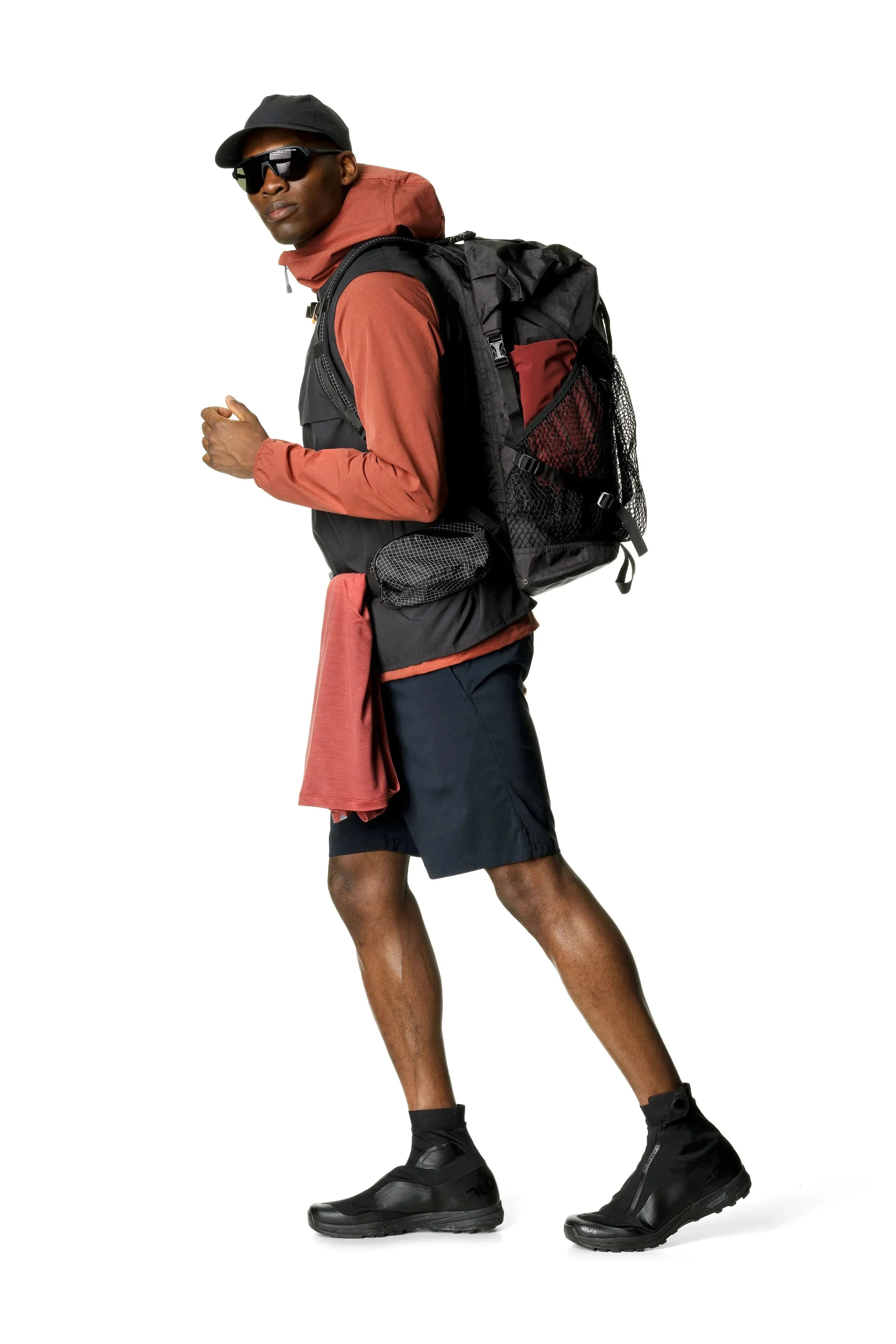 M's Daybreak Jacket | Color: Desert Rock Red | Size: M Refurbished - Houdini Sportswear refurbished available on Cerqular
