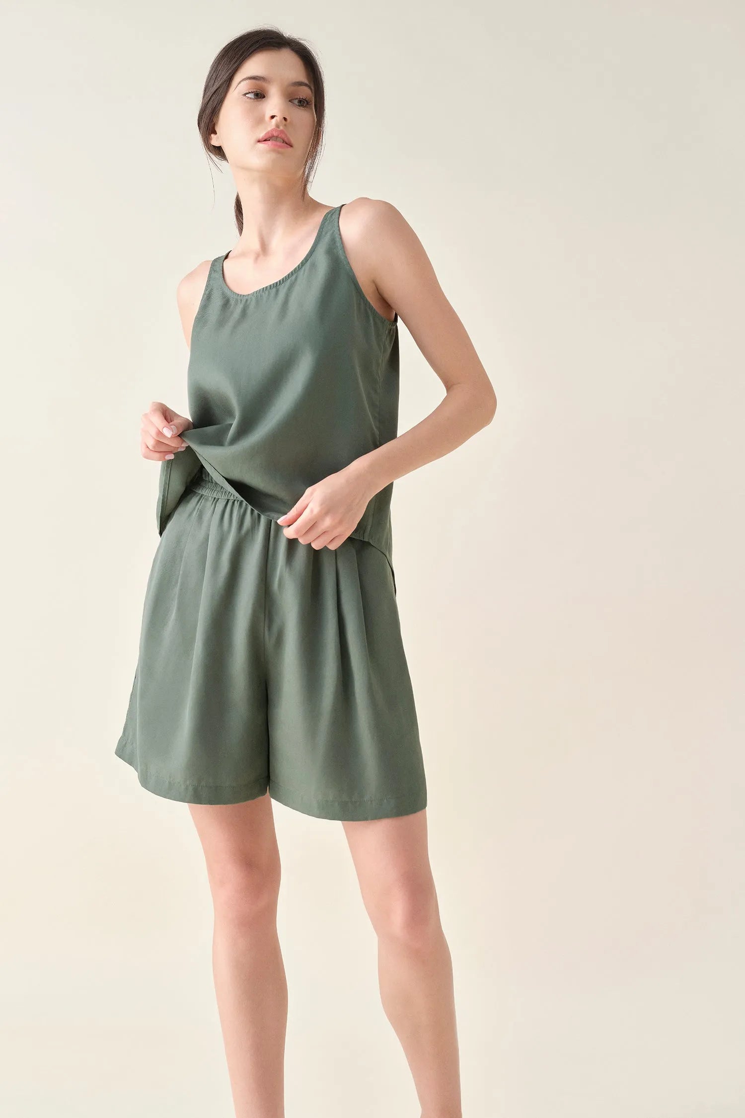 Paperbag Bermuda - Sage | Size: M Refurbished - N/A refurbished available on Cerqular