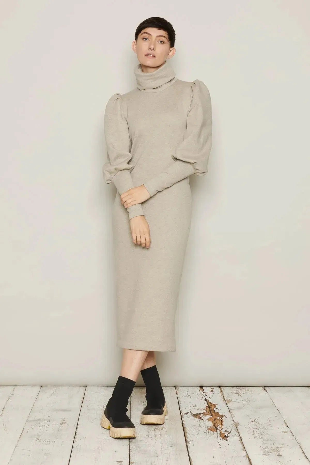 Brynja Dress (Beige) | size: 3XL Refurbished - N/A refurbished available on Cerqular