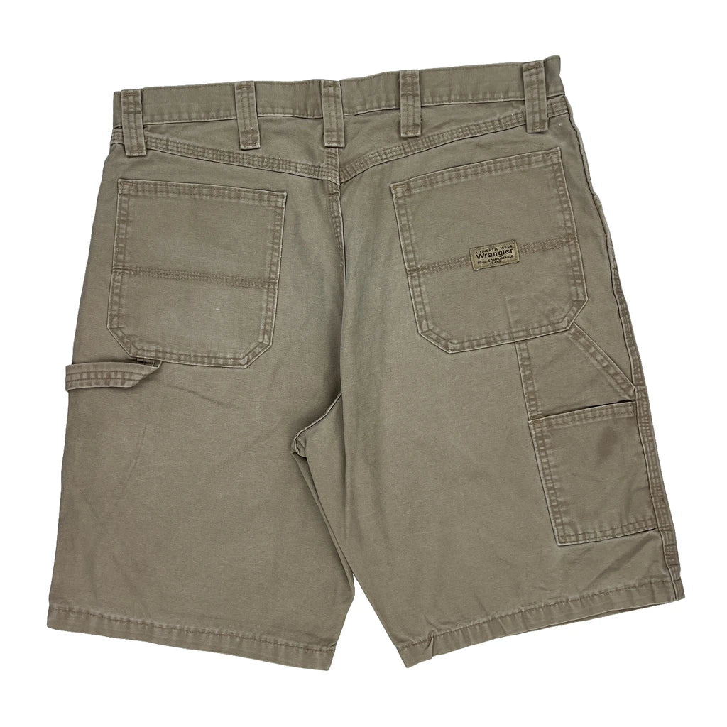 Wrangler Carpenter Shorts - 38″ Waist Beige Cotton Refurbished - Thrifted (note: this is a term often used to describe second- refurbished available on Cerqular