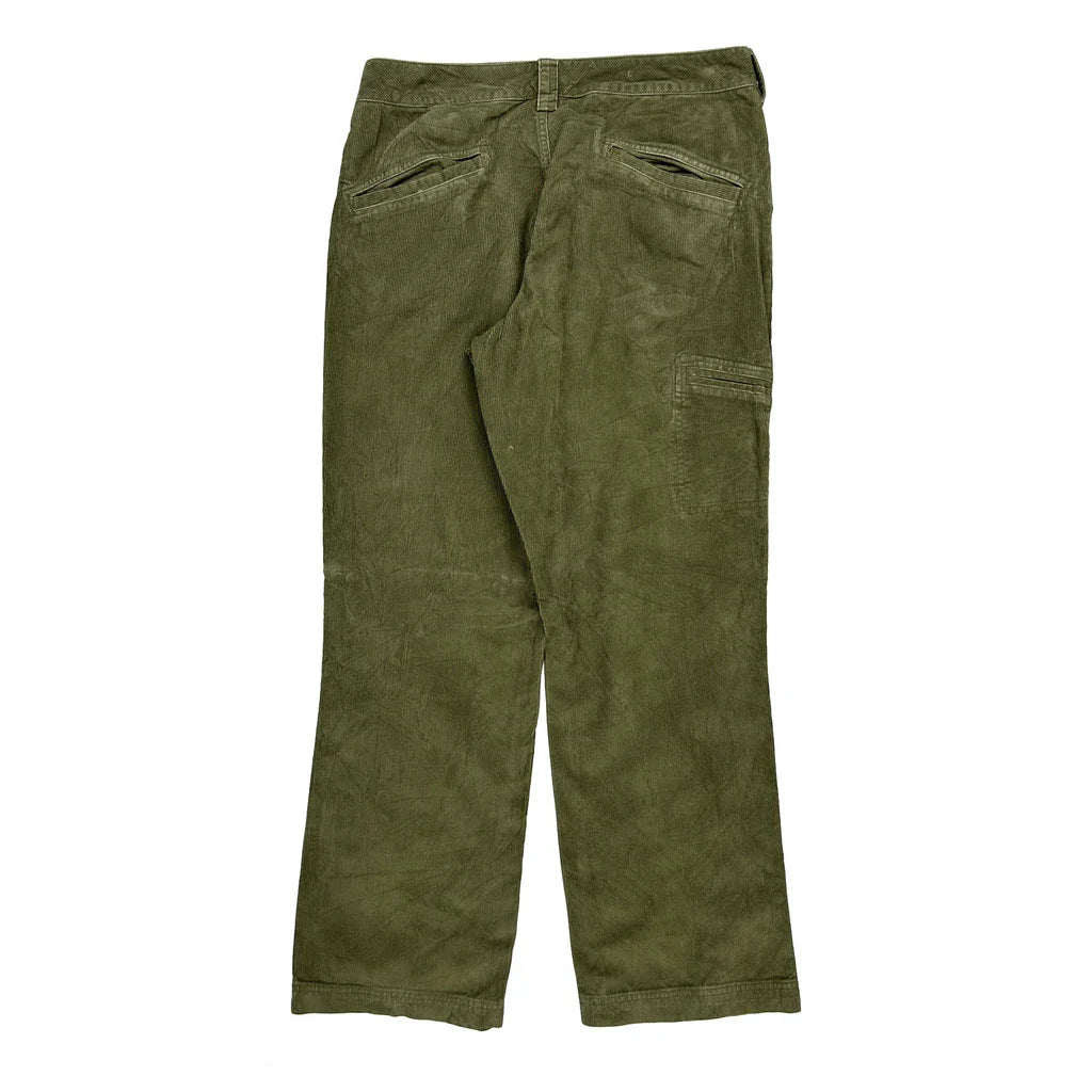 Mountain Hard Wear Trousers - 34W 31L Green Cotton Refurbished - Thrifted (note: this is a term often used to describe second- refurbished available on Cerqular