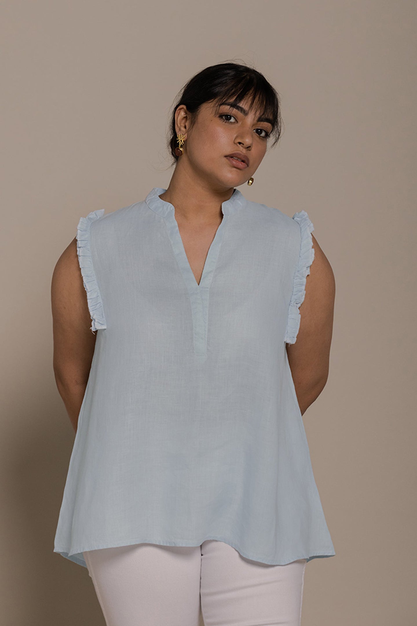 Wind in my Hair Shirt in Blue | Color: Summer Blue | Size: L Refurbished - Resistor (Note: This is a generic term for an electronic component, refurbished available on Cerqular