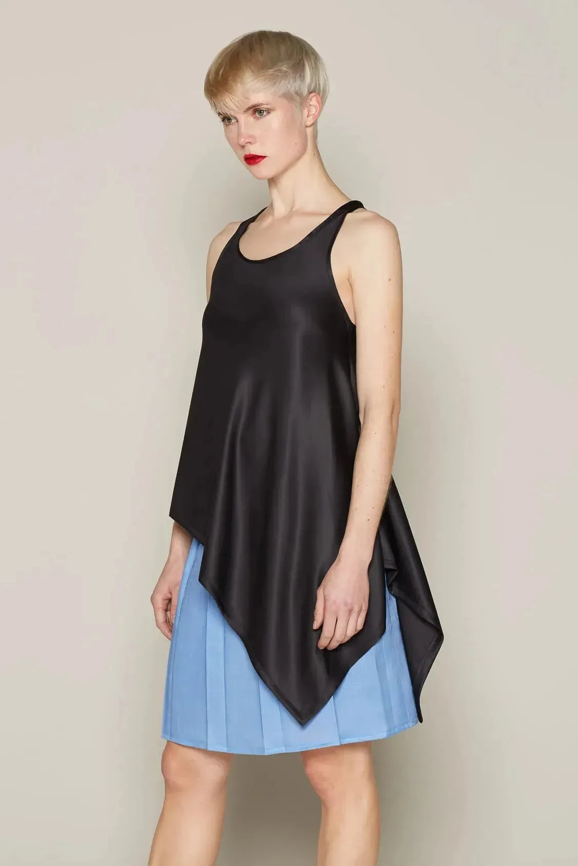 Janet Vest (Black) | size: S Refurbished - N/A refurbished available on Cerqular