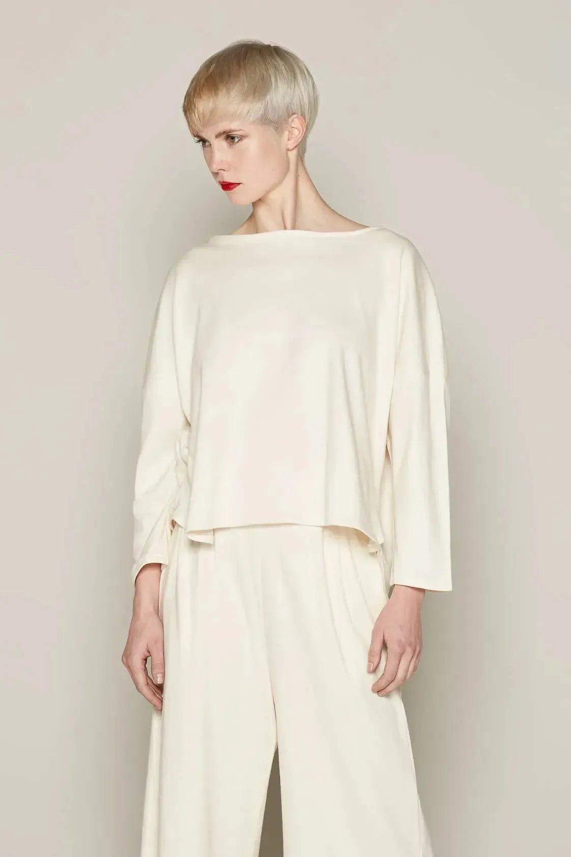 Sally Top (White) | size: XL Refurbished - N/A refurbished available on Cerqular