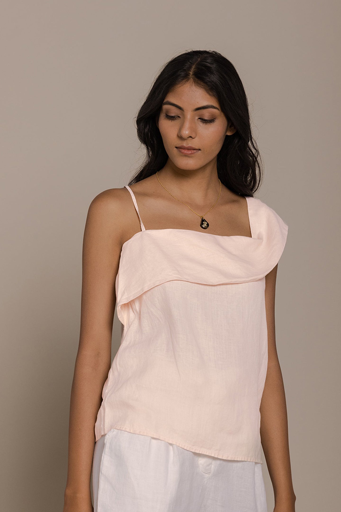 Wandering Wave Shirt in Pink | Color: Ice Pink | Size: XL Refurbished - Resistor (Note: This is a generic term for an electronic component, refurbished available on Cerqular