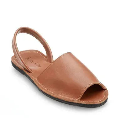 Buy The Avarca Slide Sandal | Color: Natural | Size: 6 Refurbished - $50.00 The Avarca Slide Sandal | Color: Natural | Size: 6 Refurbished - Brave Soles refurbished available on Cerqular
